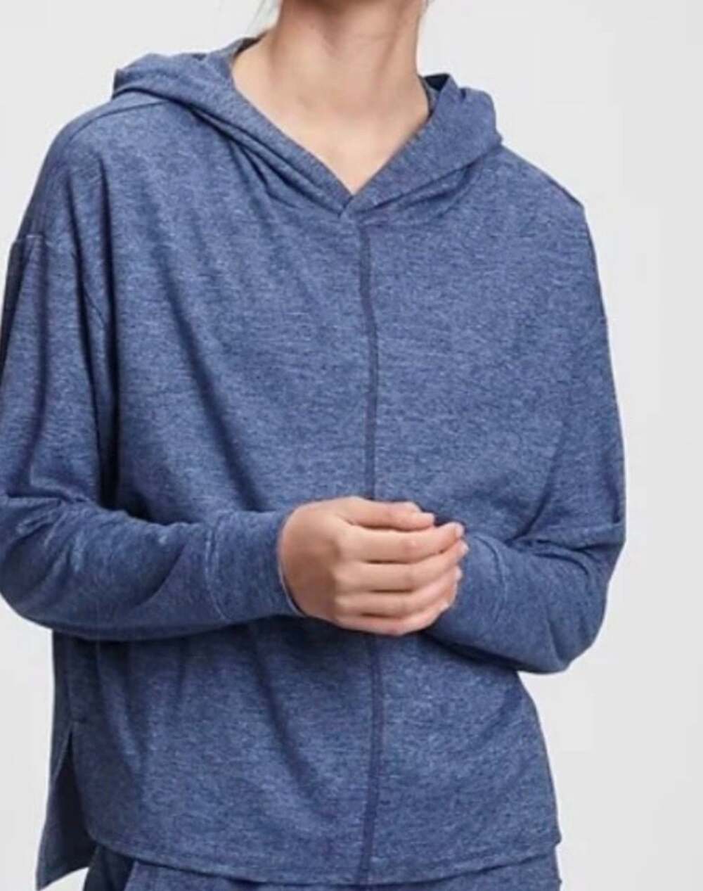 GapFit Women S Performance Hoodie Blue Heather Long Sleeve Pullover Thumbholes
